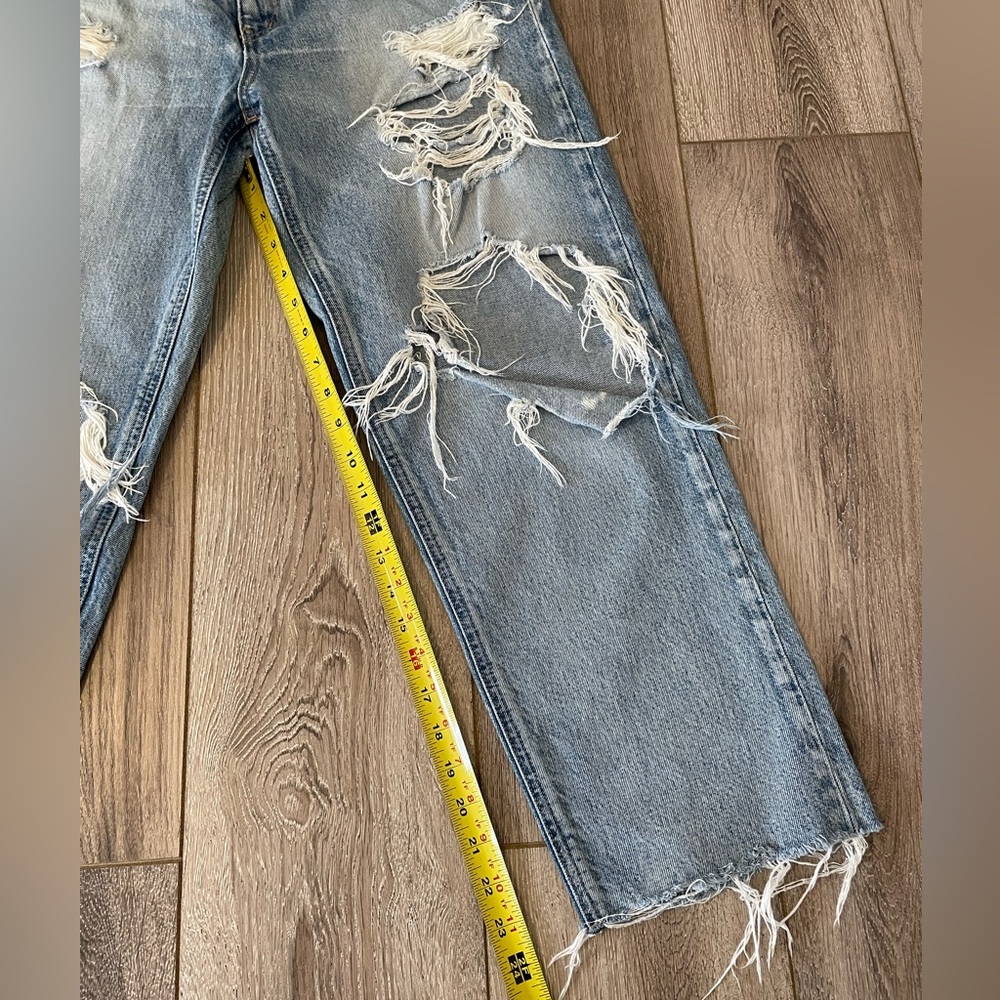 Moussy Vintage Japanese Denim Distressed Jeans
Size 29 High Rise Straight - Picture 8 of 9
